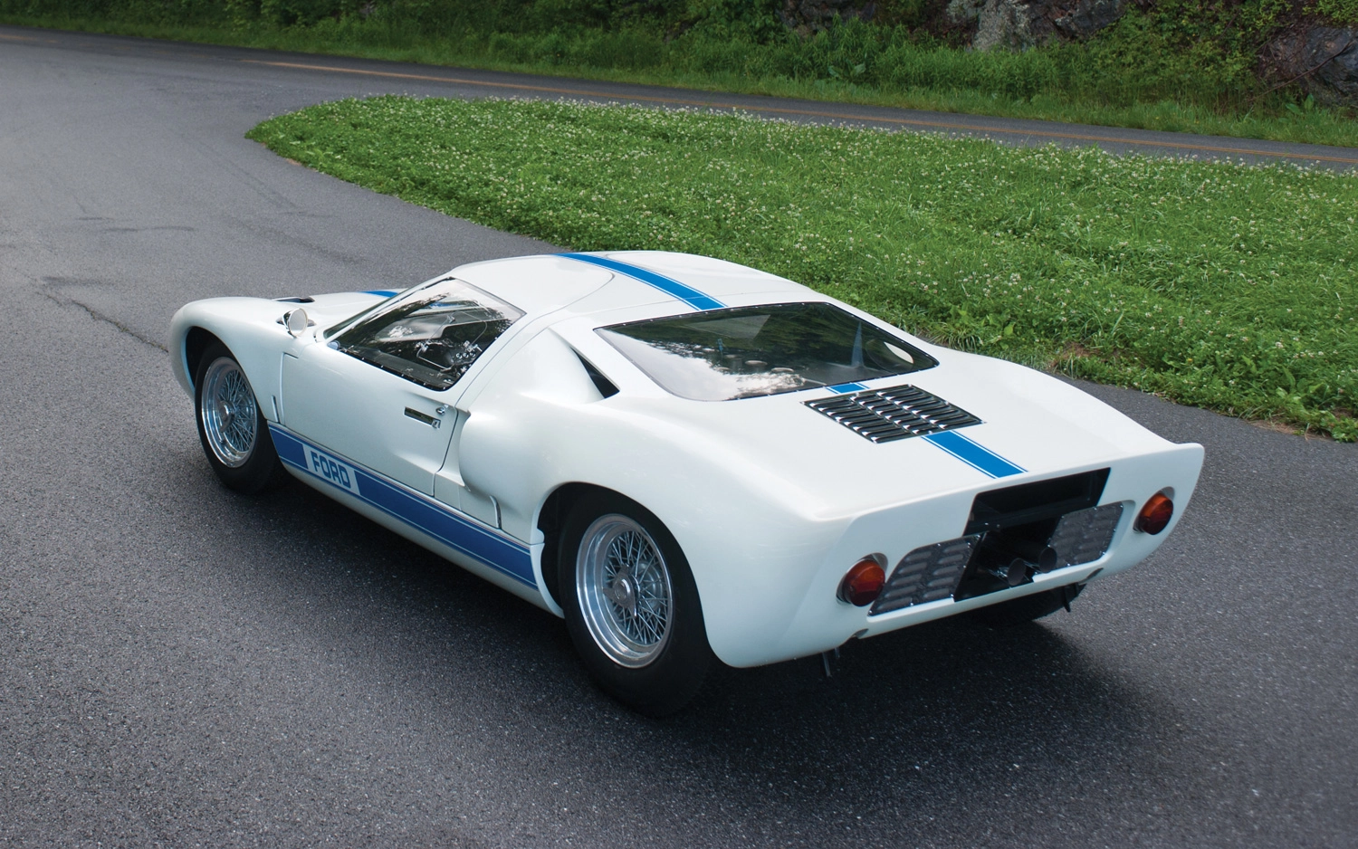 1967 Ford GT40 Mark I rear three quarter (1)